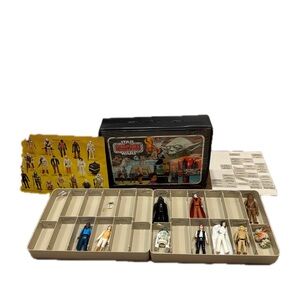 Star Wars Empire Strikes Back case with 10 action figures.